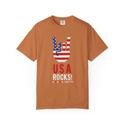 USA Rocks! Flag Hand Gesture T-Shirt